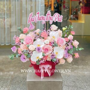 HỘP LOVELY BOX MIX CHRISTA & WHITE ORCHIDS (giấy voan đỏ)